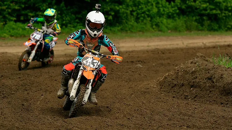 Dirt Bike Racing