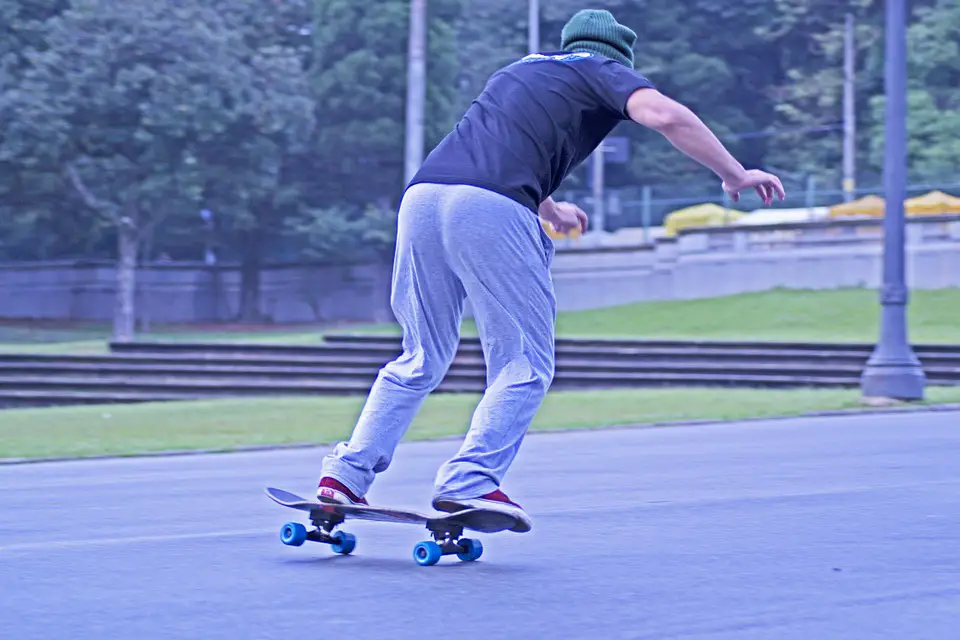 skateboard-363138_960_720